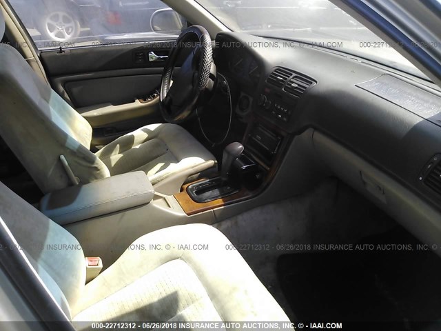 JH4KA7662NC005490 - 1992 ACURA LEGEND L GOLD photo 5