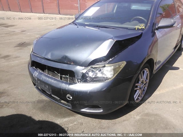 JTKDE177360105483 - 2006 TOYOTA SCION TC 灰色 照片 6