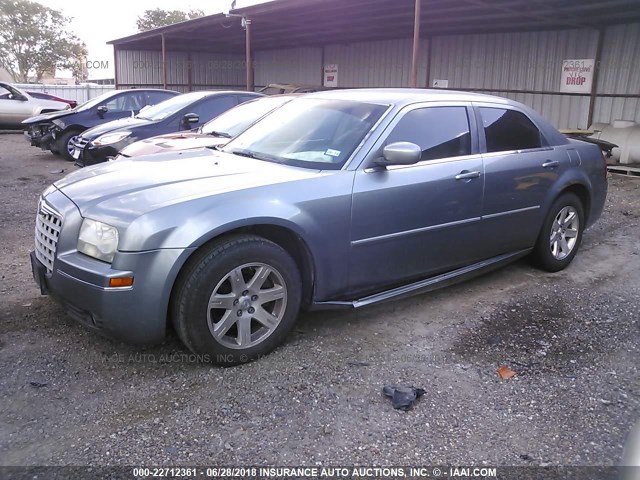 2C3KA53G66H240190 - 2006 CHRYSLER 300 TOURING GRAY photo 2