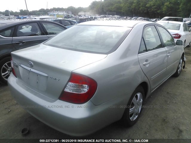 4T1BE32K42U069680 - 2002 TOYOTA CAMRY LE/XLE/SE ვერცხლისფერი ფოტო 4