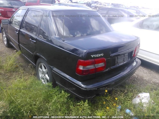 YV1LS5671W1533724 - 1998 VOLVO S70 GLT BLACK photo 3