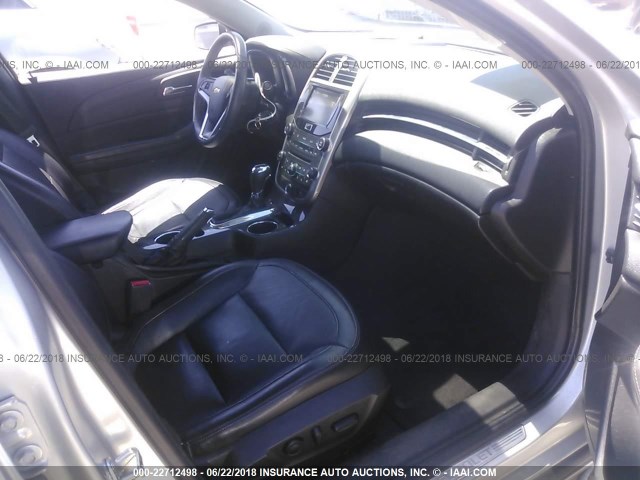 1G11H5SL1EF229124 - 2014 CHEVROLET MALIBU LTZ 银色 照片 5