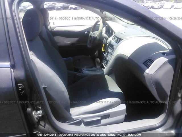 1G1ZA5EB5AF285300 - 2010 CHEVROLET MALIBU LS GRAY photo 5