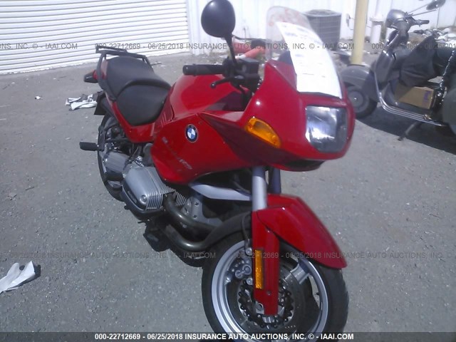 WB10416A3XZC60425 - 1999 BMW R1100 RS RED photo 1