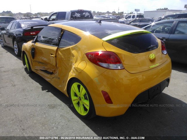 KMHTC6AD6HU324708 - 2017 HYUNDAI VELOSTER YELLOW photo 3