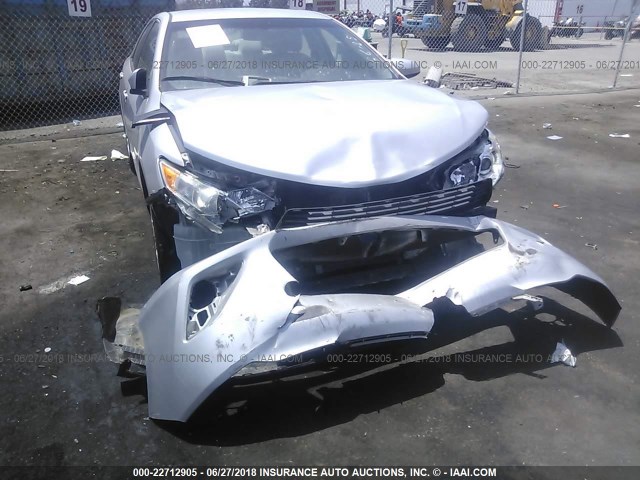 4T1BF1FK6DU241173 - 2013 TOYOTA CAMRY L/SE/LE/XLE 银色 照片 6