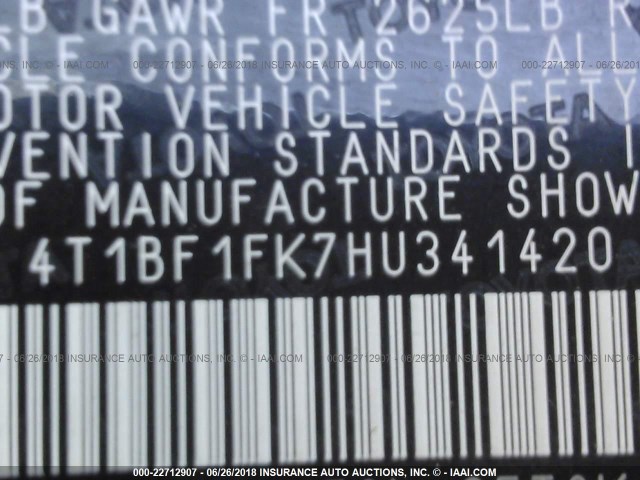 4T1BF1FK7HU341420 - 2017 TOYOTA CAMRY LE/XLE/SE/XSE SILVER photo 9