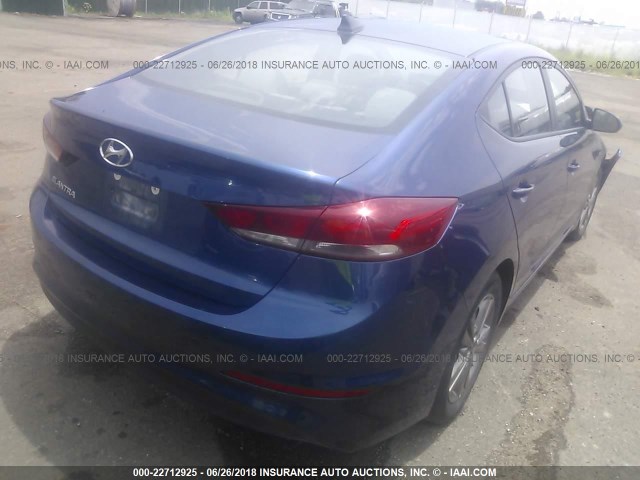 5NPD84LF3JH230590 - 2018 HYUNDAI ELANTRA SEL/VALUE/LIMITED BLUE photo 4