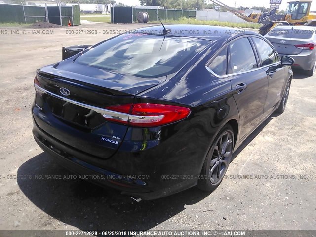 3FA6P0LU0JR138777 - 2018 FORD FUSION SE HYBRID BLACK photo 4