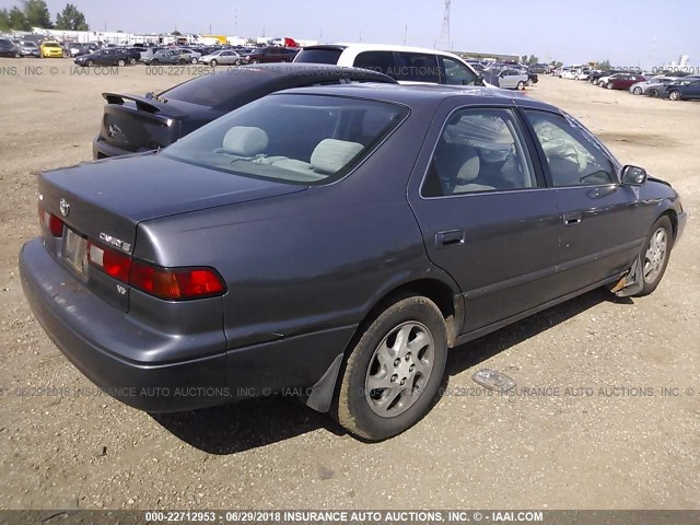 4T1BF22K3VU015461 - 1997 TOYOTA CAMRY CE/LE/XLE 灰色 照片 4