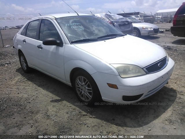 1FAFP34N97W338586 - 2007 FORD FOCUS ZX4/S/SE/SES 白色 照片 1