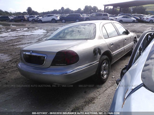 1LNHM97V82Y606563 - 2002 LINCOLN CONTINENTAL  Թուխ լուսանկար 4