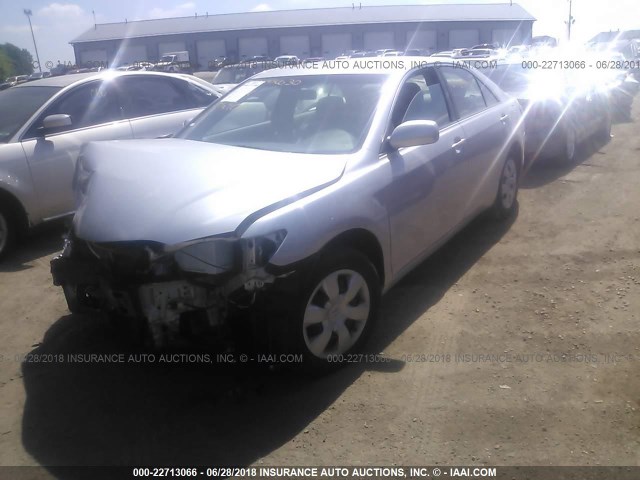 4T4BE46K49R092909 - 2009 TOYOTA CAMRY SE/LE/XLE SILVER photo 2