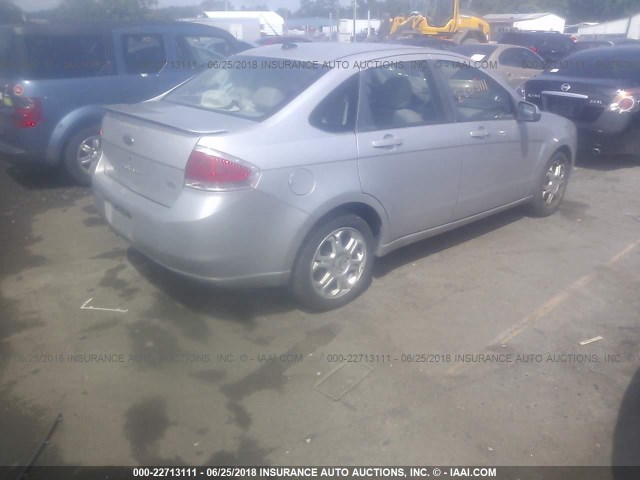 1FAHP36N79W178278 - 2009 FORD FOCUS SES SILVER photo 4