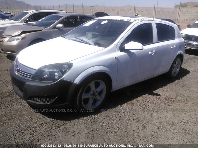 W08AR671985062872 - 2008 SATURN ASTRA XE WHITE photo 2