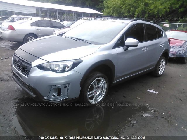 JF2GTACC7JH214277 - 2018 SUBARU CROSSTREK PREMIUM Արծաթագույն լուսանկար 2