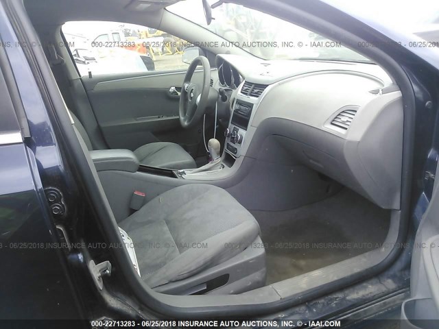 1G1ZA5E00A4104081 - 2010 CHEVROLET MALIBU LS Mavi foto 5