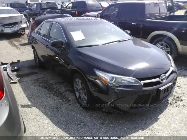 4T1BF1FK7HU291456 - 2017 TOYOTA CAMRY LE/XLE/SE/XSE BLACK photo 1