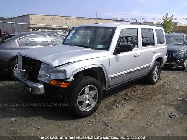 1J4RG4GK8AC112749 - 2010 JEEP COMMANDER SPORT SILVER photo 2