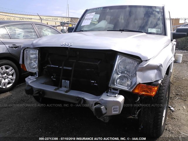 1J4RG4GK8AC112749 - 2010 JEEP COMMANDER SPORT Silber Foto 6