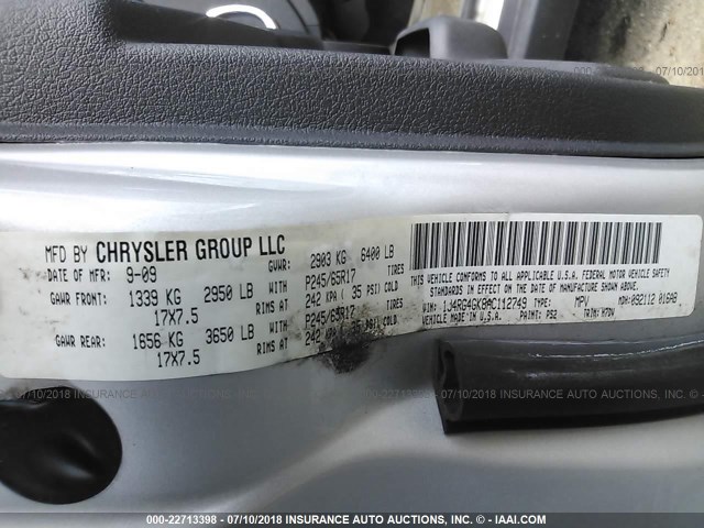 1J4RG4GK8AC112749 - 2010 JEEP COMMANDER SPORT Silber Foto 9