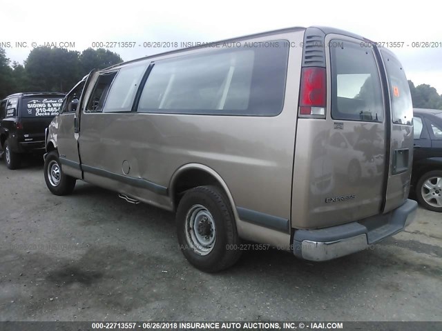 1GAHG39R4Y1255556 - 2000 CHEVROLET EXPRESS G3500  TAN photo 3