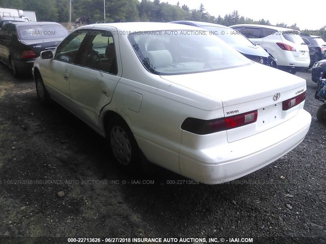 4T1BG22K0WU856930 - 1998 TOYOTA CAMRY CE/LE/XLE 白色 照片 3