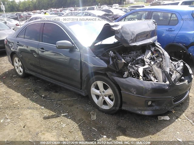 4T1BF3EKXBU215170 - 2011 TOYOTA CAMRY SE/LE/XLE ნაცრისფერი ფოტო 1