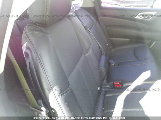 5N1DR2MN1HC642595 - 2017 NISSAN PATHFINDER S/SV/SL/PLATINUM SILVER photo 8