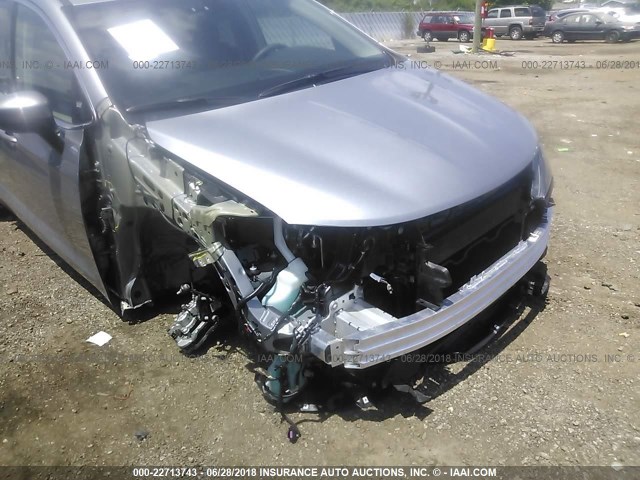 2C4RC1CG3JR235495 - 2018 CHRYSLER PACIFICA LX SILVER photo 6