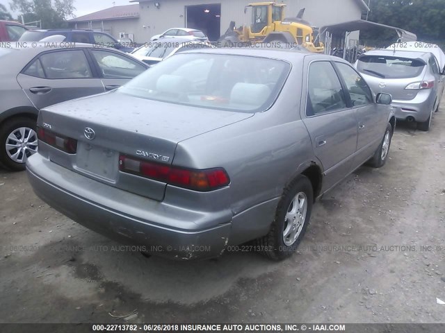 4T1BG22K7XU433828 - 1999 TOYOTA CAMRY CE/LE/XLE TAN photo 4