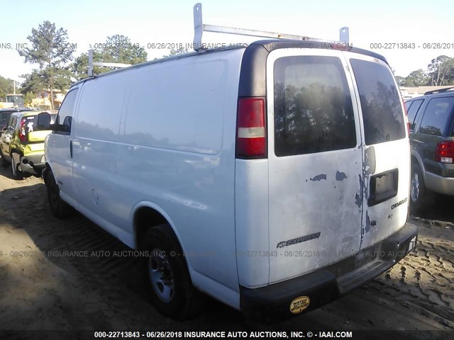 1GCGG25V761149468 - 2006 CHEVROLET EXPRESS G2500  WHITE photo 3