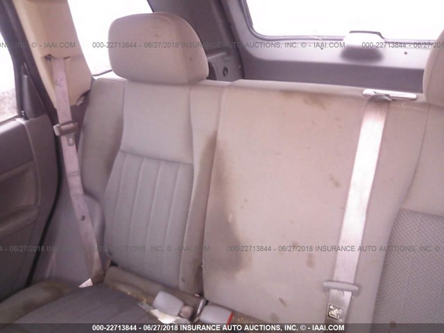 1J4GR48K95C634988 - 2005 JEEP GRAND CHEROKEE LAREDO/COLUMBIA/FREEDOM 银色 照片 8