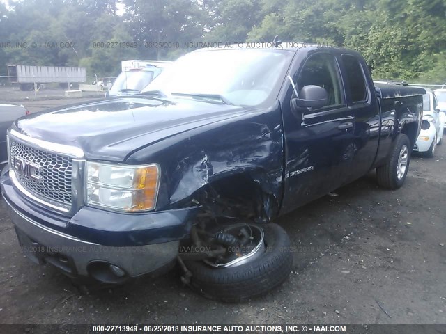 1GTEK19J77E576828 - 2007 GMC NEW SIERRA K1500 BLUE photo 2