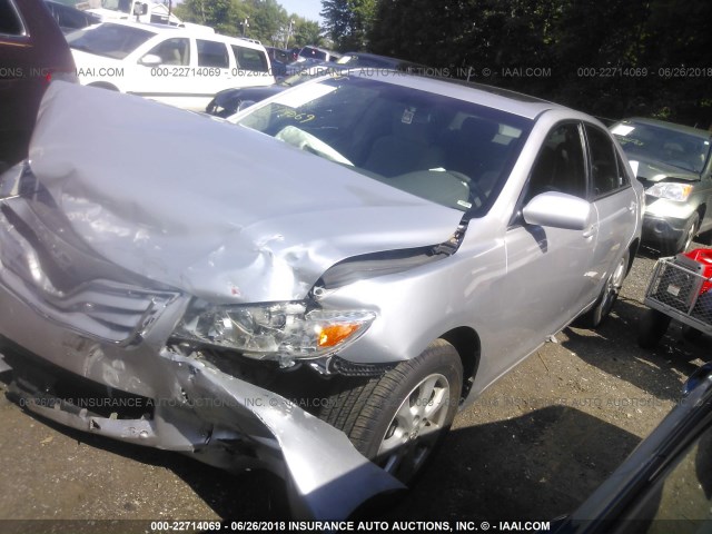 4T1BF3EK7BU167093 - 2011 TOYOTA CAMRY SE/LE/XLE 银色 照片 2