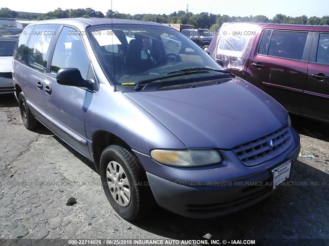 2P4FP2533WR741015 - 1998 PLYMOUTH VOYAGER PURPLE photo 1