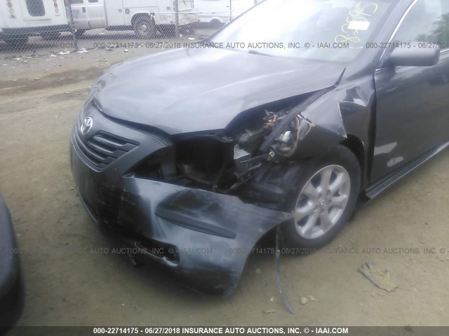 4T1BK46K28U066312 - 2008 TOYOTA CAMRY LE/XLE/SE 灰色 照片 6