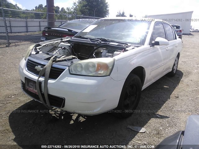 1G1ZT58N08F147593 - 2008 CHEVROLET MALIBU LT/CLASSIC WHITE photo 2