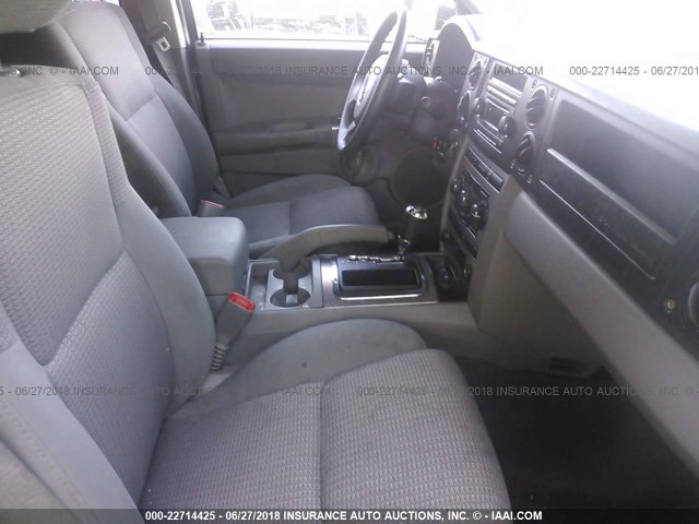 1J8HG48K27C536915 - 2007 JEEP COMMANDER Qara foto 5