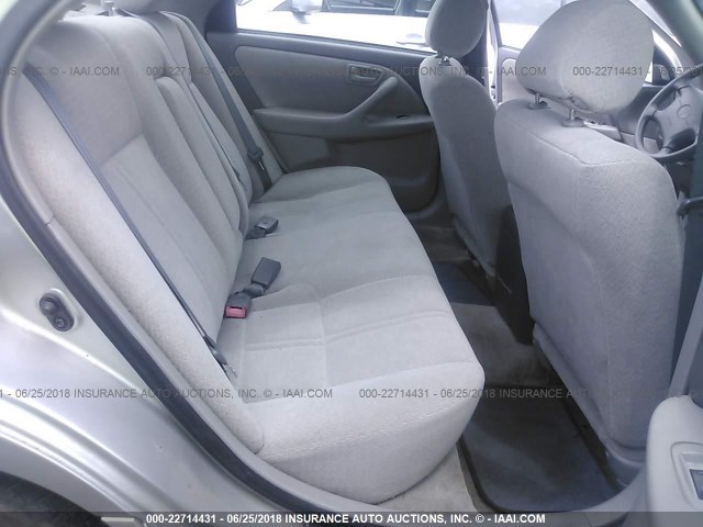 4T1BG22K01U868083 - 2001 TOYOTA CAMRY CE/LE/XLE ვერცხლისფერი ფოტო 8