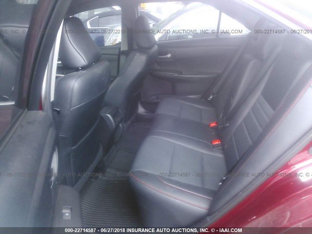 4T1BF1FK4HU677459 - 2017 TOYOTA CAMRY LE/XLE/SE/XSE RED photo 8