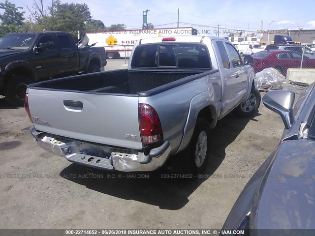 5TEUX42N66Z193714 - 2006 TOYOTA TACOMA ACCESS CAB SILVER photo 4
