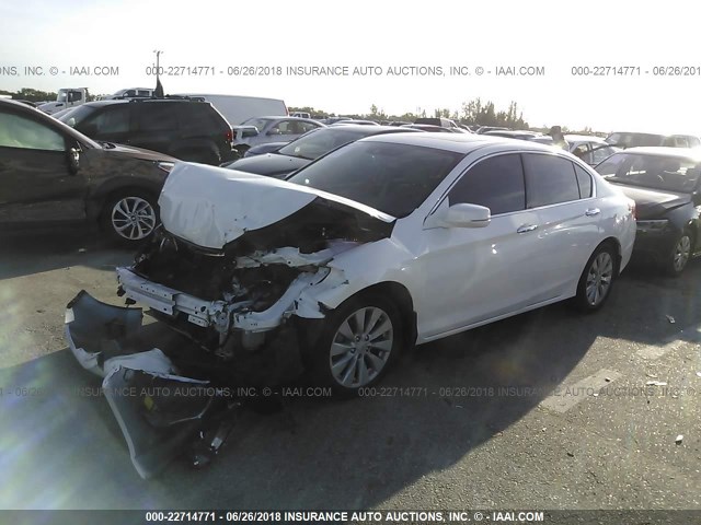 1HGCR3F86FA032456 - 2015 HONDA ACCORD EXL WHITE photo 2