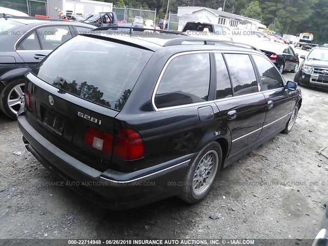 WBADP6338XBV61788 - 1999 BMW 528 IT AUTOMATIC BLACK photo 4