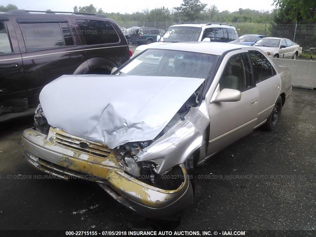 4T1BG22KXVU770572 - 1997 TOYOTA CAMRY CE/LE/XLE GOLD photo 2