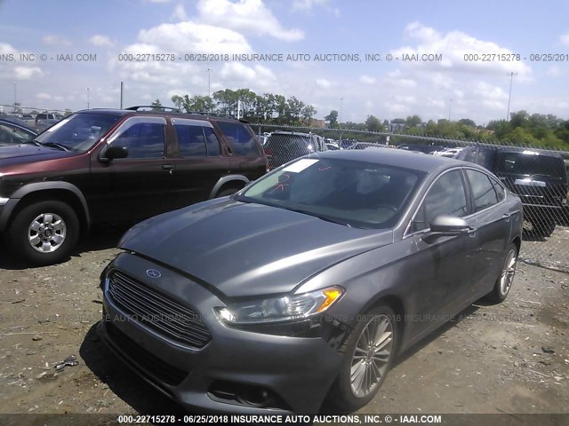 3FA6P0H9XER381765 - 2014 FORD FUSION SE GRAY photo 2