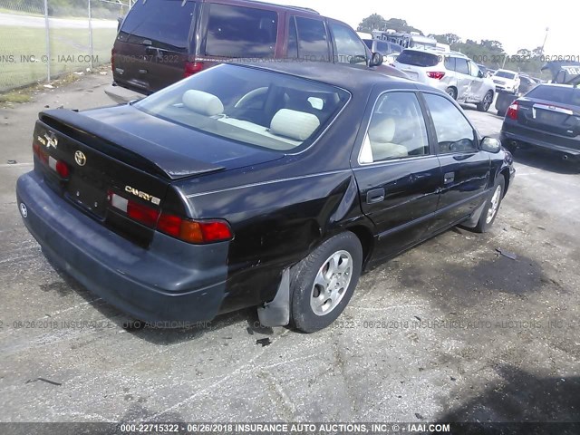 4T1BG28K5XU449579 - 1999 TOYOTA CAMRY CE/LE/XLE GREEN photo 4