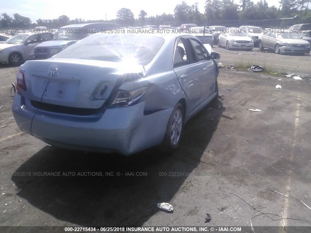 4T1BE46K68U738475 - 2008 TOYOTA CAMRY CE/LE/XLE/SE BLUE photo 4