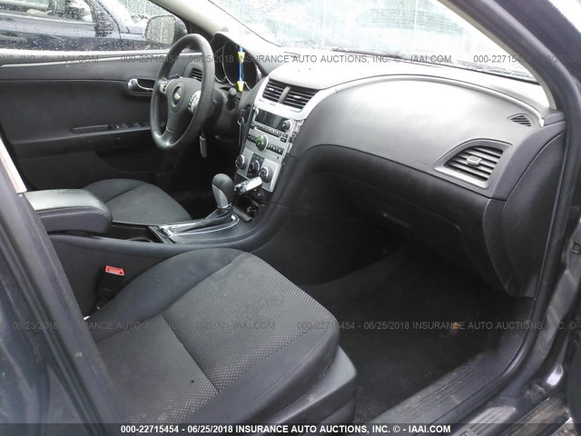 1G1ZC5EB3A4162312 - 2010 CHEVROLET MALIBU 1LT 灰色 照片 5