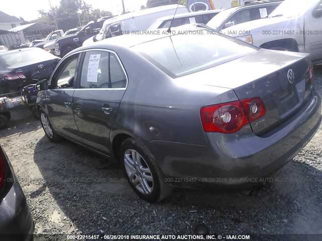3VWEF71KX7M084586 - 2007 VOLKSWAGEN JETTA WOLFSBURG 灰色 照片 3